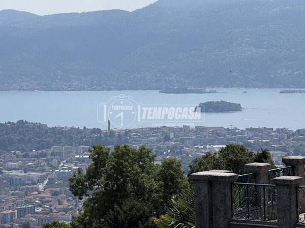 appartamento in vendita a Bee in zona Albagnano