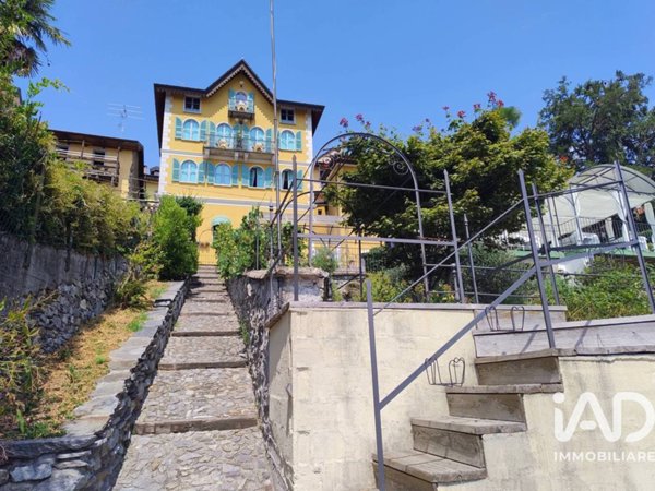 casa indipendente in vendita a Bee in zona Albagnano