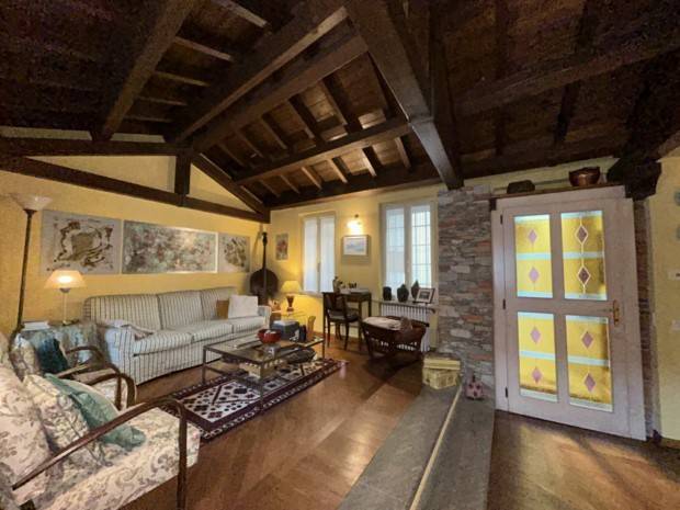 casa indipendente in vendita a Belgirate