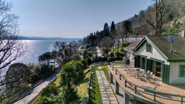 casa indipendente in vendita a Belgirate