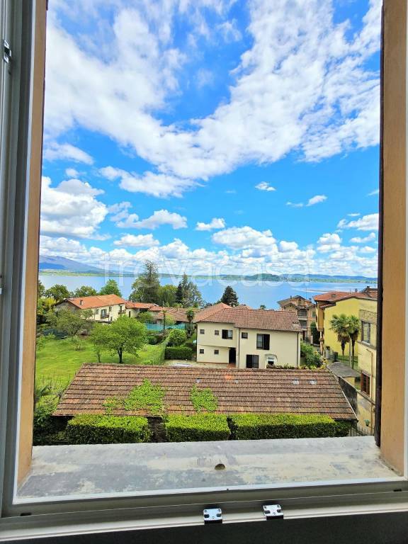 appartamento in vendita a Belgirate