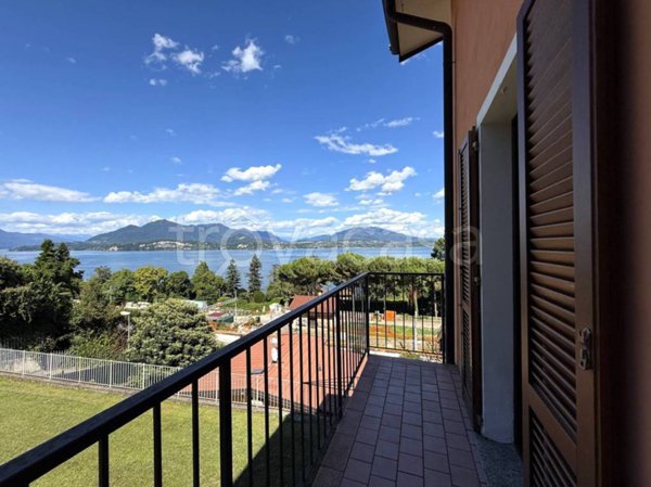 casa indipendente in vendita a Belgirate