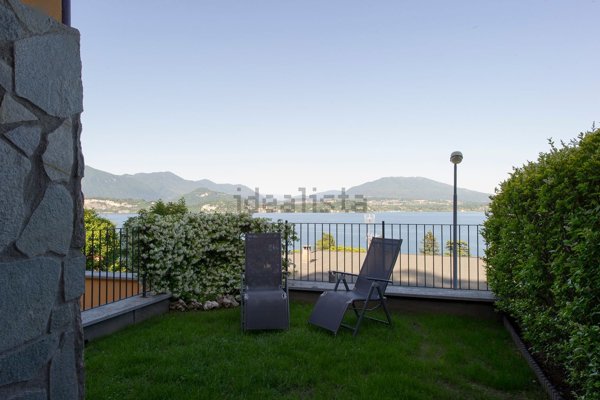 casa indipendente in vendita a Belgirate