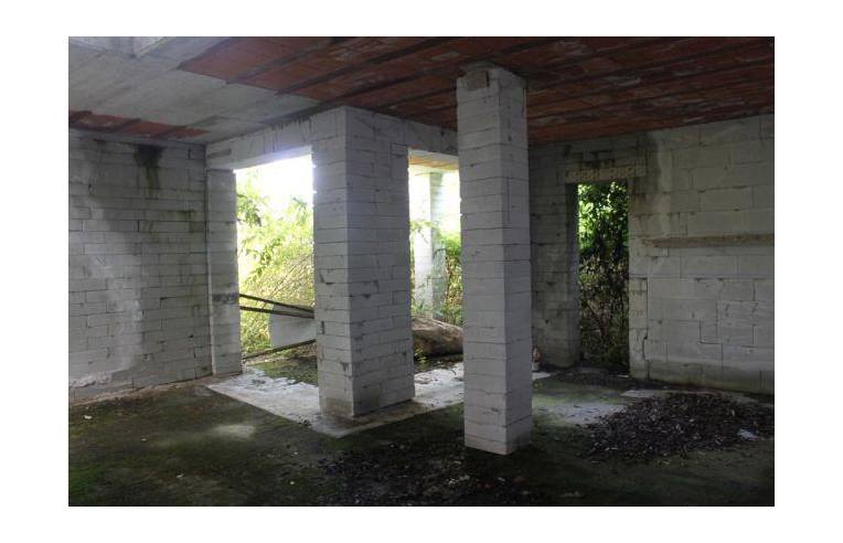 casa indipendente in vendita a Belgirate