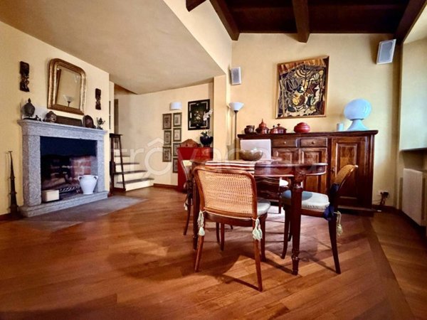 casa indipendente in vendita a Belgirate