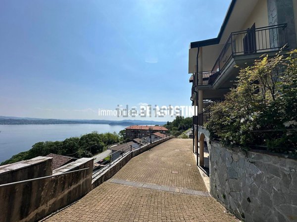 appartamento in vendita a Belgirate in zona Carcioni