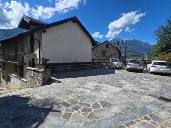 casa indipendente in vendita a Beura-Cardezza