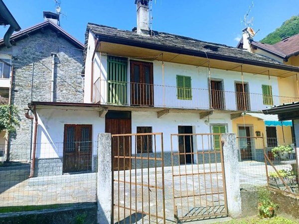 casa indipendente in vendita a Beura-Cardezza