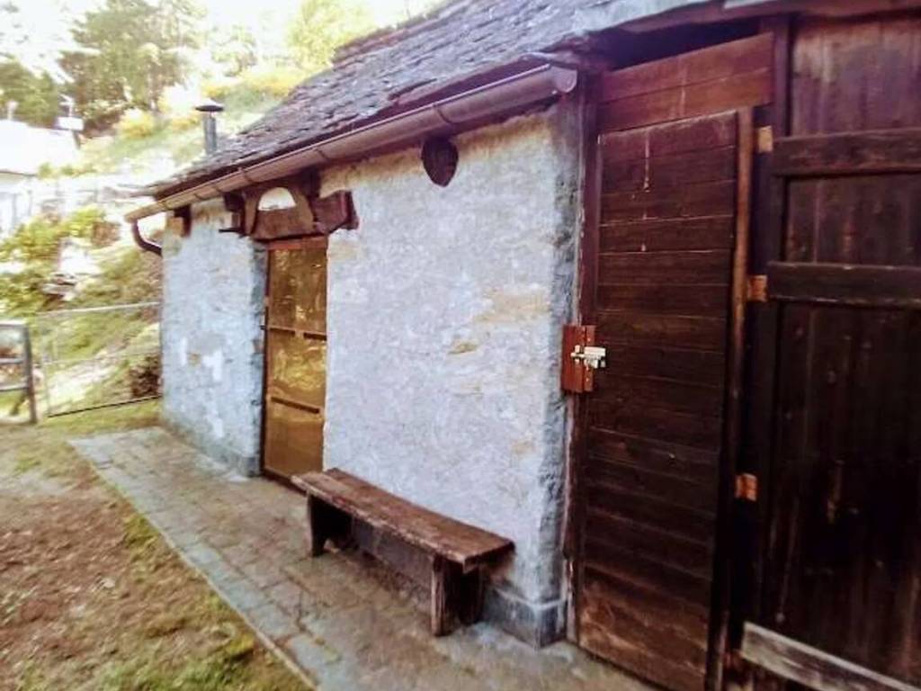 casa indipendente in vendita a Beura-Cardezza
