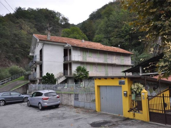 casa indipendente in vendita a Beura-Cardezza