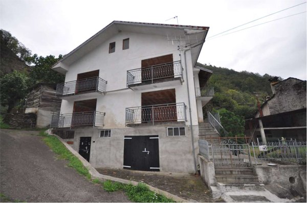 casa indipendente in vendita a Beura-Cardezza