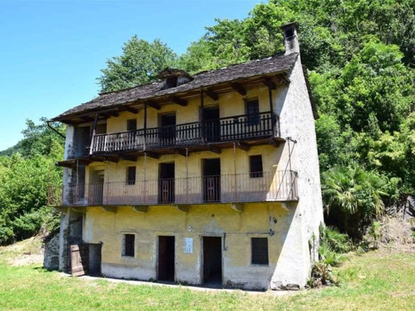 casa indipendente in vendita a Beura-Cardezza