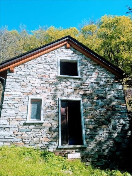 casa indipendente in vendita a Beura-Cardezza