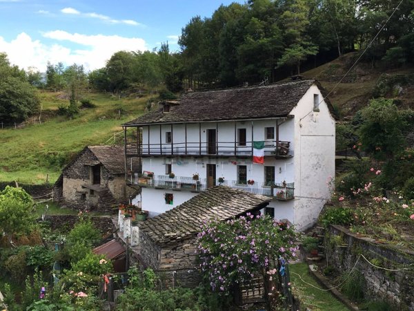 quadrivano in vendita a Beura-Cardezza