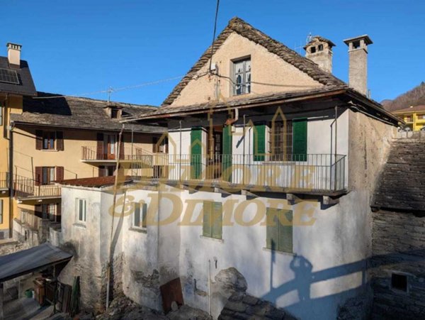 casa indipendente in vendita a Beura-Cardezza