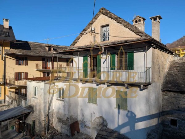 casa indipendente in vendita a Beura-Cardezza