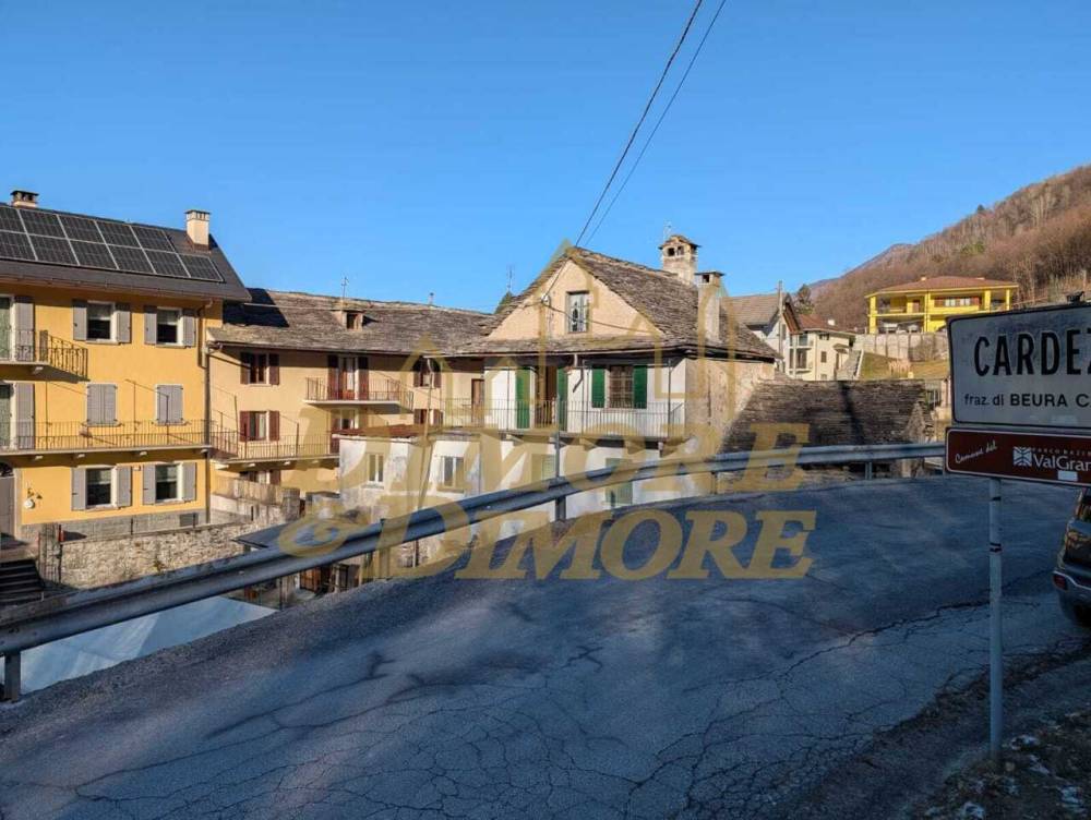 casa indipendente in vendita a Beura-Cardezza