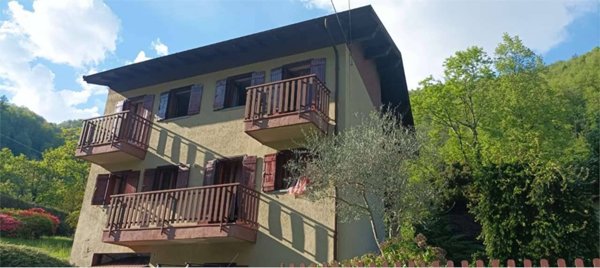 casa indipendente in vendita a Bognanco