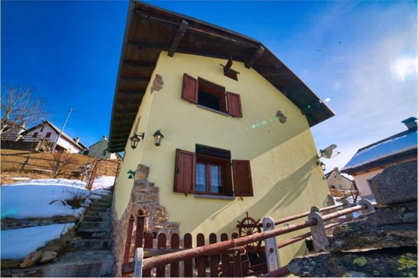 casa indipendente in vendita a Bognanco