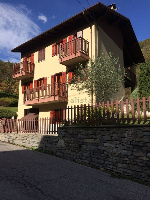 casa indipendente in vendita a Bognanco