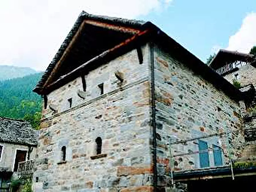 casa indipendente in vendita a Bognanco