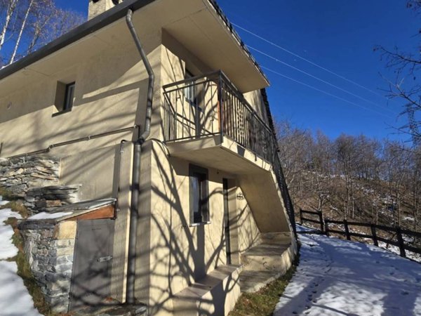 casa indipendente in vendita a Bognanco