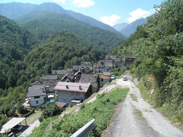 casale in vendita a Bognanco