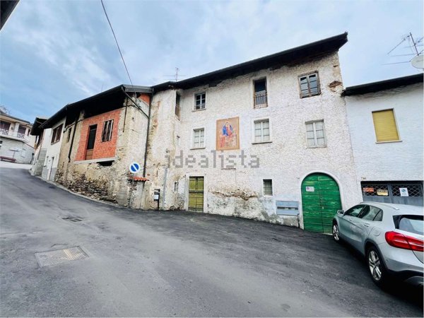 casa semindipendente in vendita a Brovello-Carpugnino