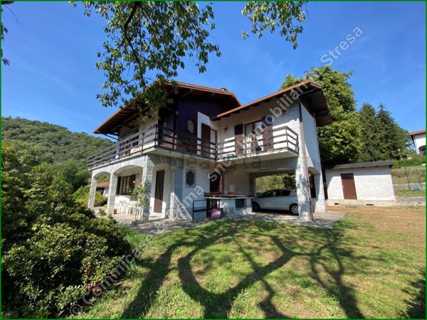 casa indipendente in vendita a Brovello-Carpugnino in zona Carpugnino