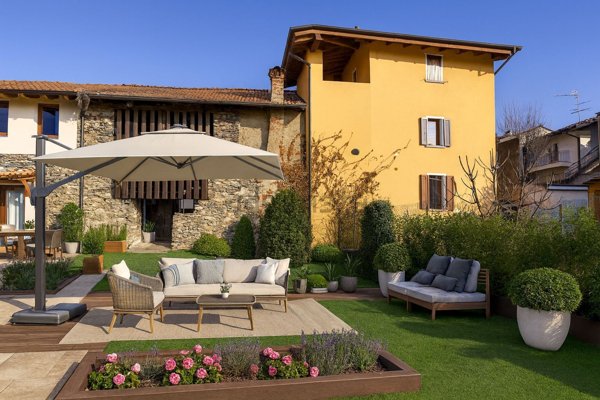 casa indipendente in vendita a Brovello-Carpugnino