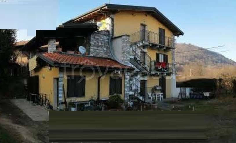 appartamento in vendita a Brovello-Carpugnino in zona Brovello