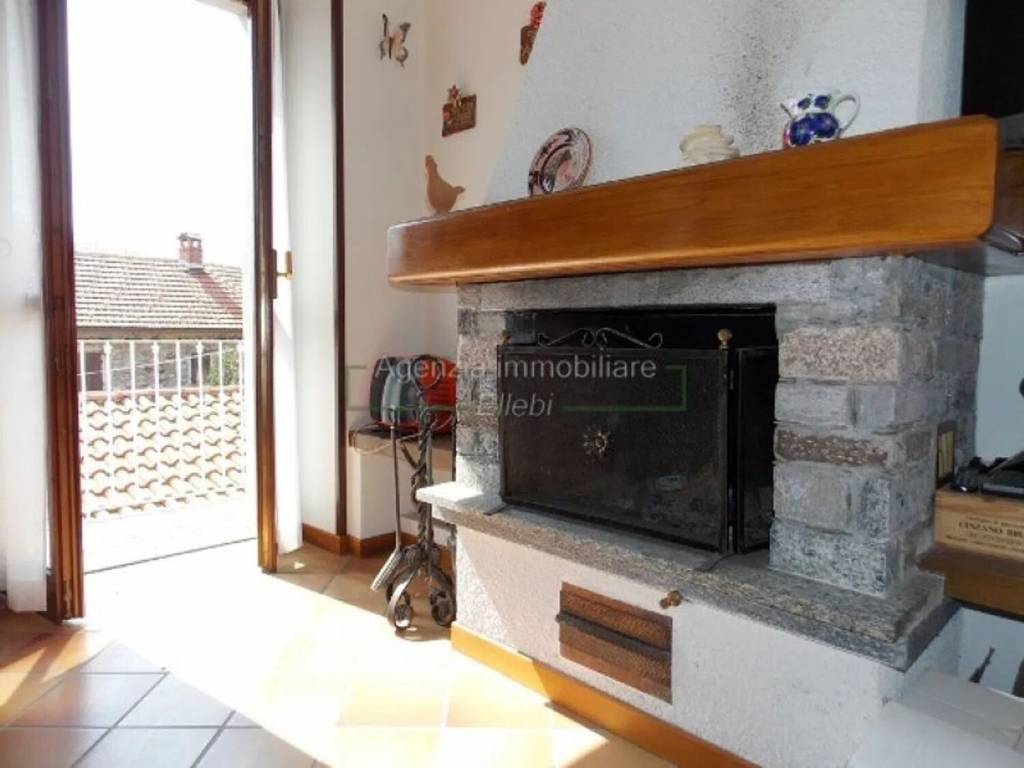 appartamento in vendita a Brovello-Carpugnino in zona Carpugnino