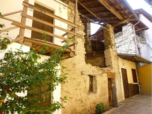 appartamento in vendita a Brovello-Carpugnino in zona Brovello