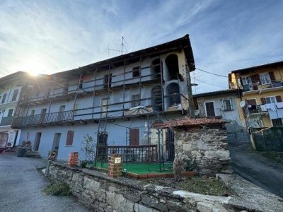 casale in vendita a Brovello-Carpugnino in zona Carpugnino