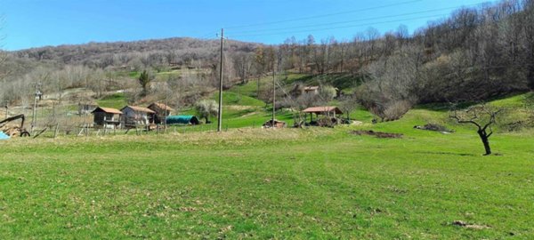 casale in vendita a Brovello-Carpugnino