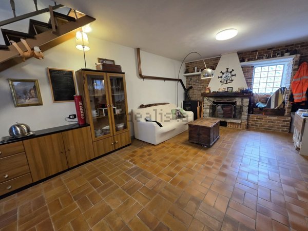 appartamento in vendita a Brovello-Carpugnino in zona Carpugnino