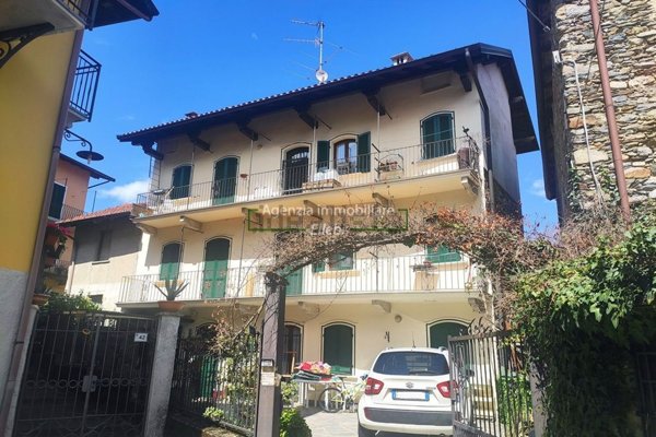 casa indipendente in vendita a Brovello-Carpugnino in zona Carpugnino