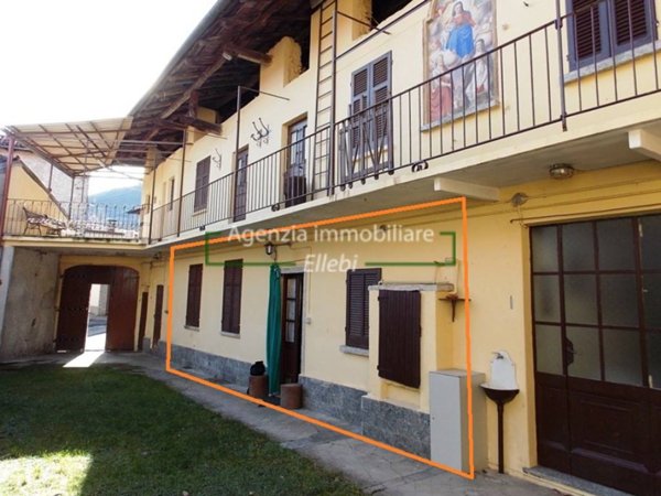 appartamento in vendita a Brovello-Carpugnino in zona Brovello