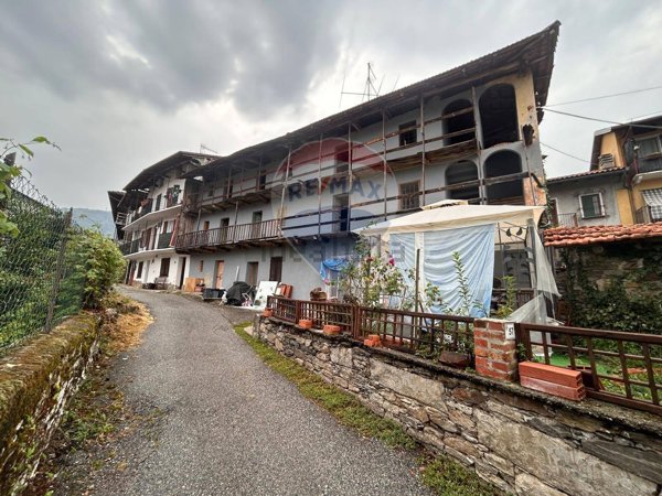 casale in vendita a Brovello-Carpugnino