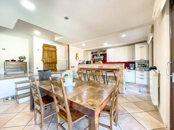 casa indipendente in vendita a Brovello-Carpugnino