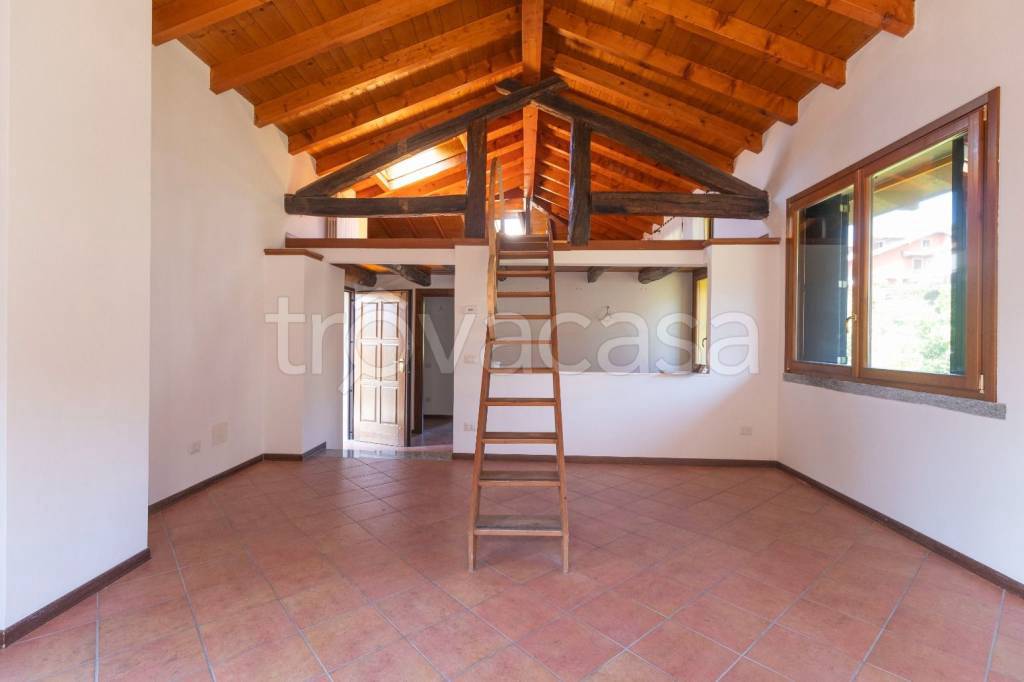 appartamento in vendita a Brovello-Carpugnino in zona Carpugnino