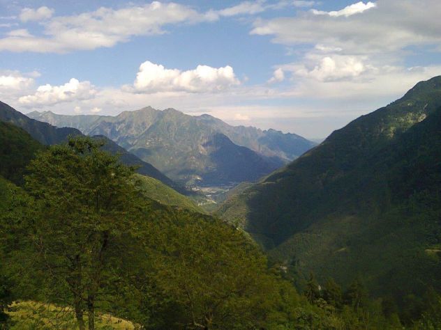negozio in vendita a Calasca-Castiglione