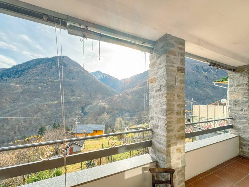 casa indipendente in vendita a Calasca-Castiglione in zona Vigino