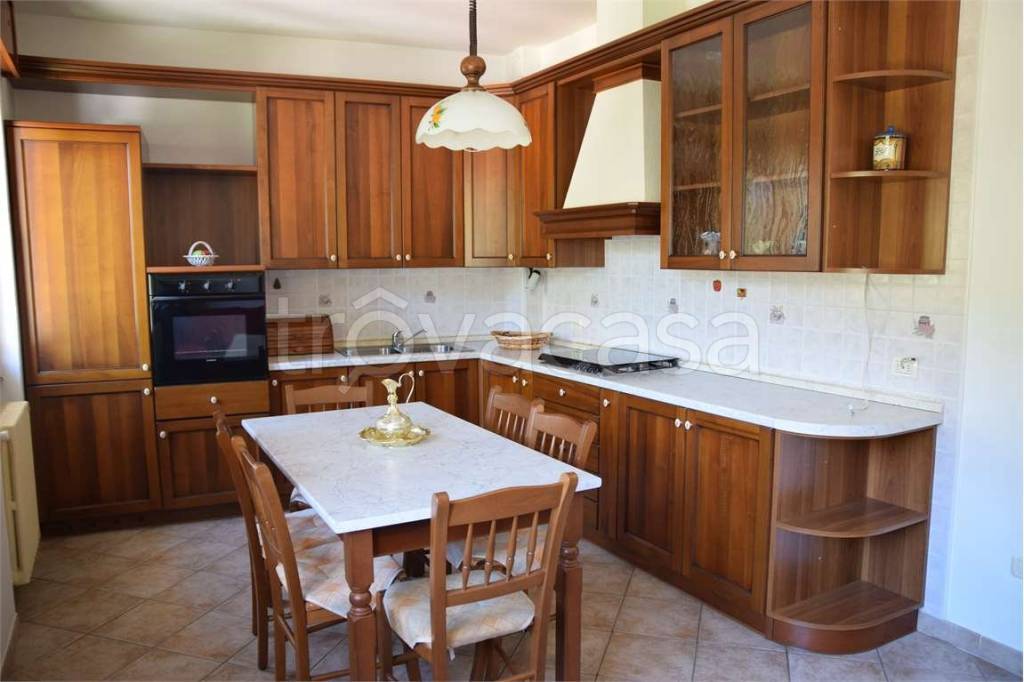 casa indipendente in vendita a Calasca-Castiglione in zona Molini