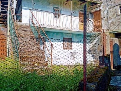 casa indipendente in vendita a Calasca-Castiglione