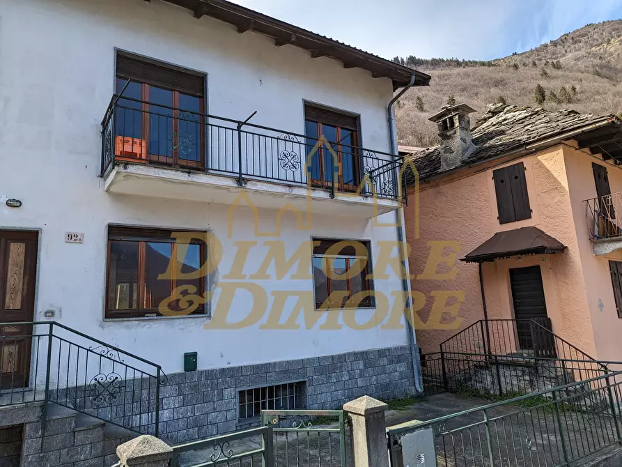 casa indipendente in vendita a Calasca-Castiglione in zona Vigino