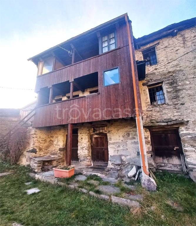 attico in vendita a Calasca-Castiglione