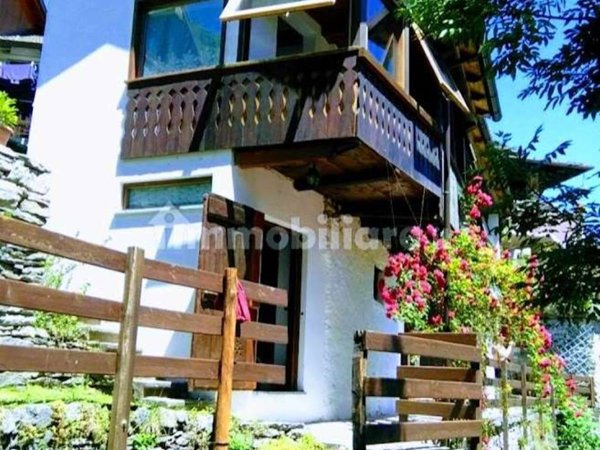 casa indipendente in vendita a Calasca-Castiglione in zona Vigino