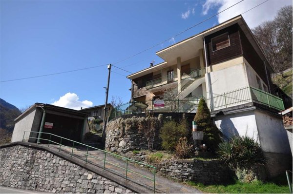 appartamento in vendita a Calasca-Castiglione in zona Molini