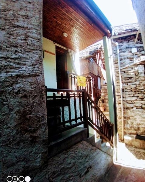 casa indipendente in vendita a Calasca-Castiglione in zona Antrogna
